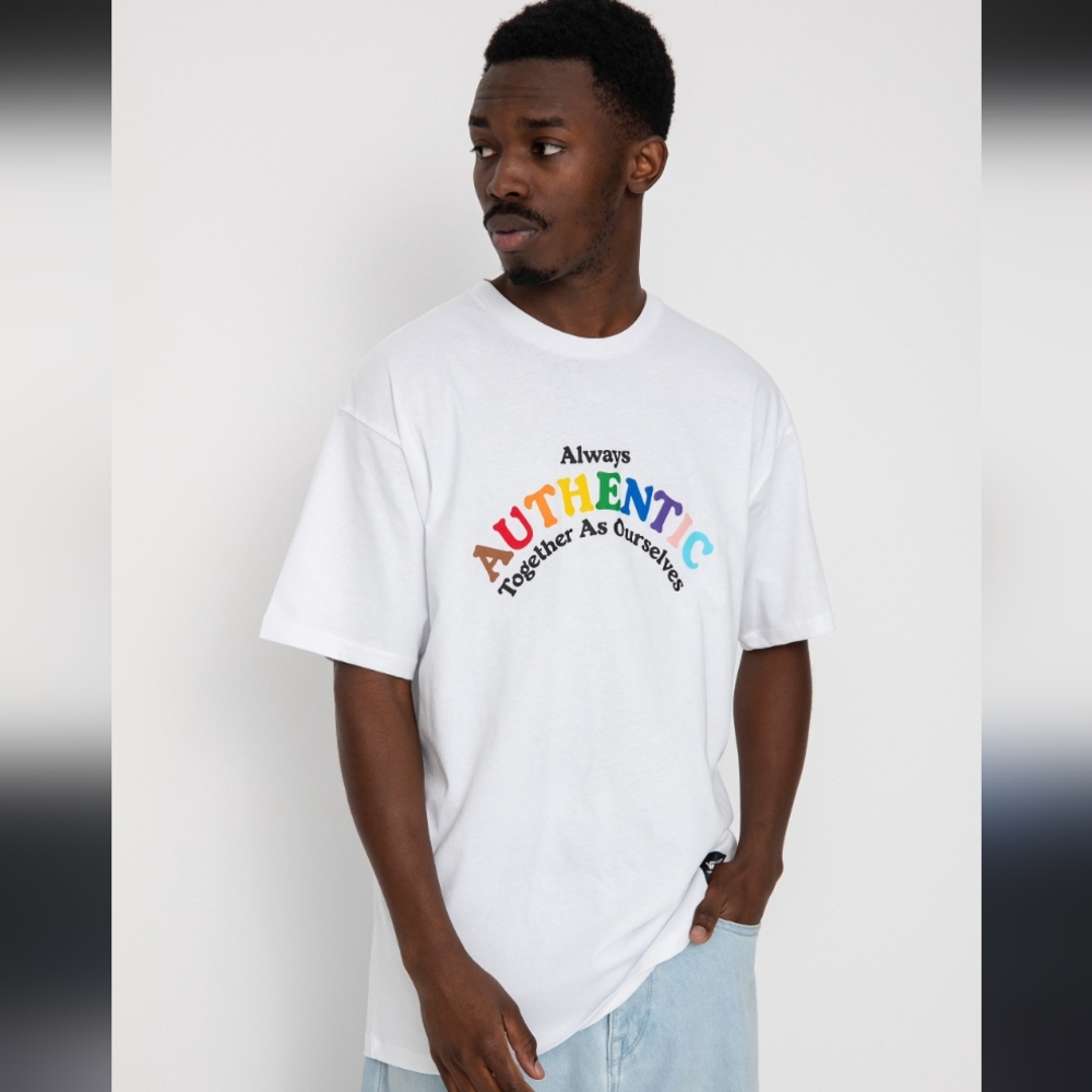 Vans - 2023 Pride T-shirt - Picture 2 of 6